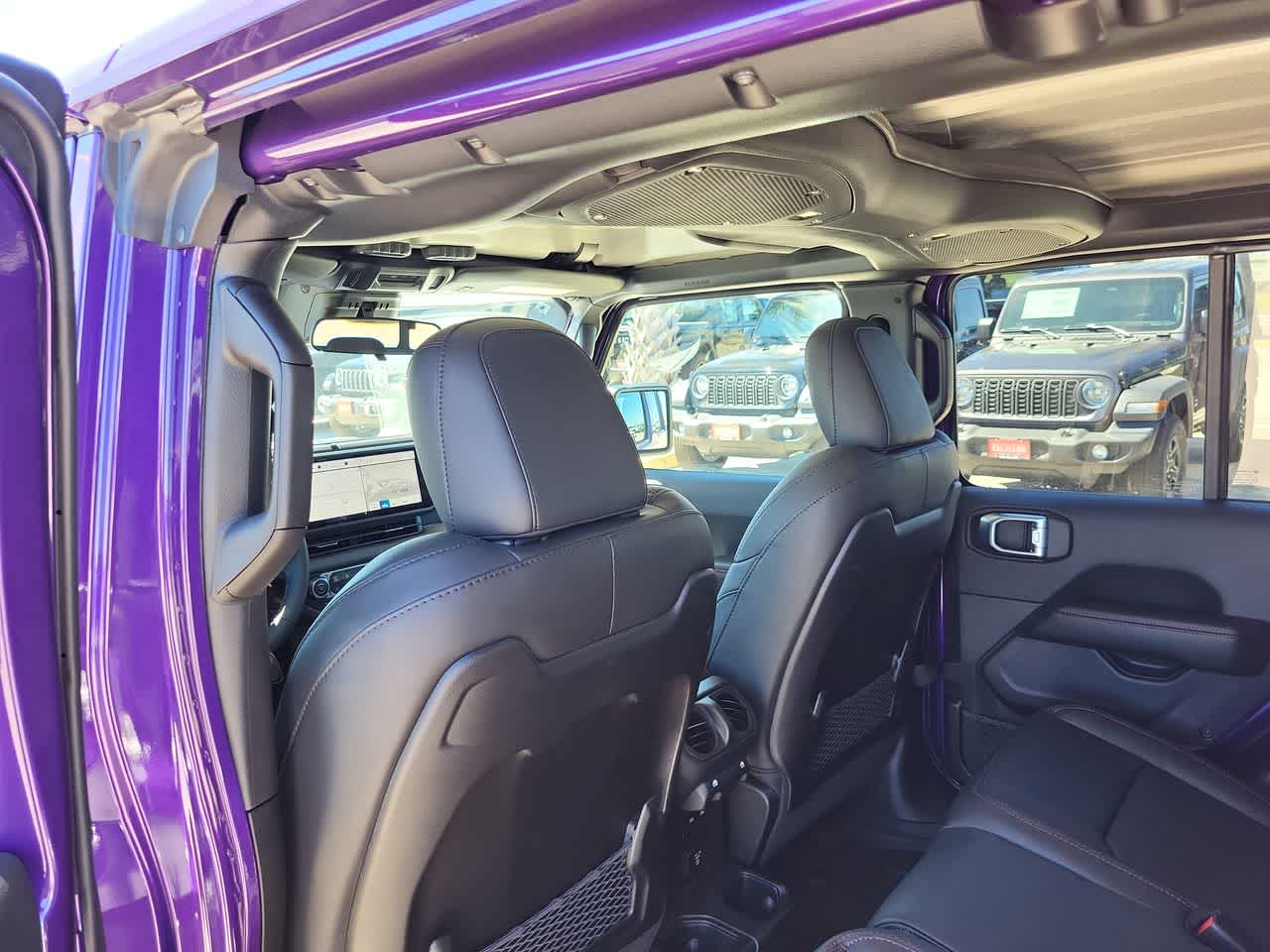 Thumbnail: 2026 Jeep Gladiator - 20