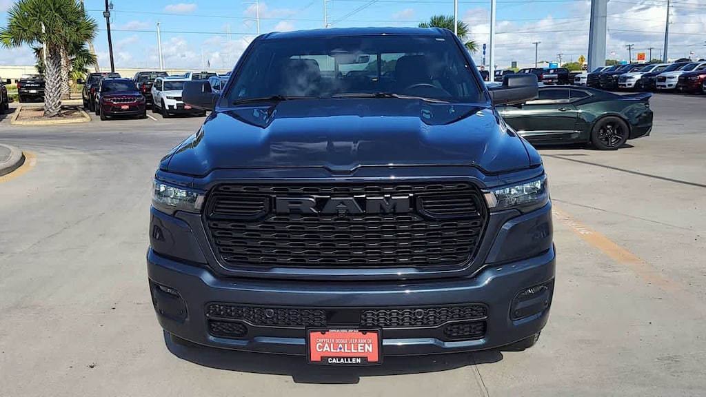 New 2025 Ram 1500 TRADESMAN CREW CAB 4X2 5'7 BOX Pickup