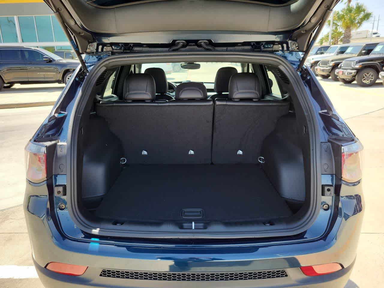 Thumbnail: 2026 Jeep Compass - 27