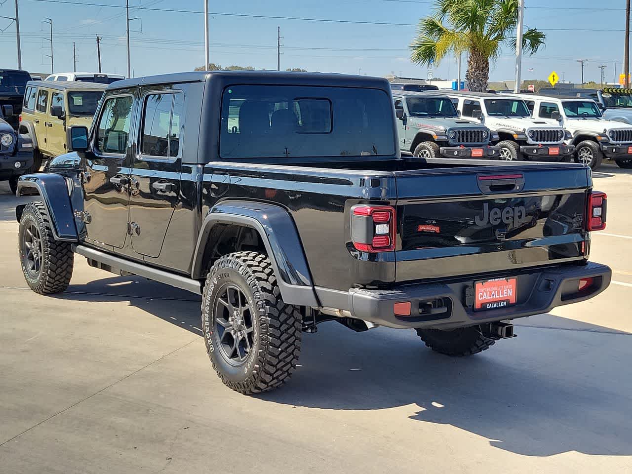 Thumbnail: 2026 Jeep Gladiator - 12