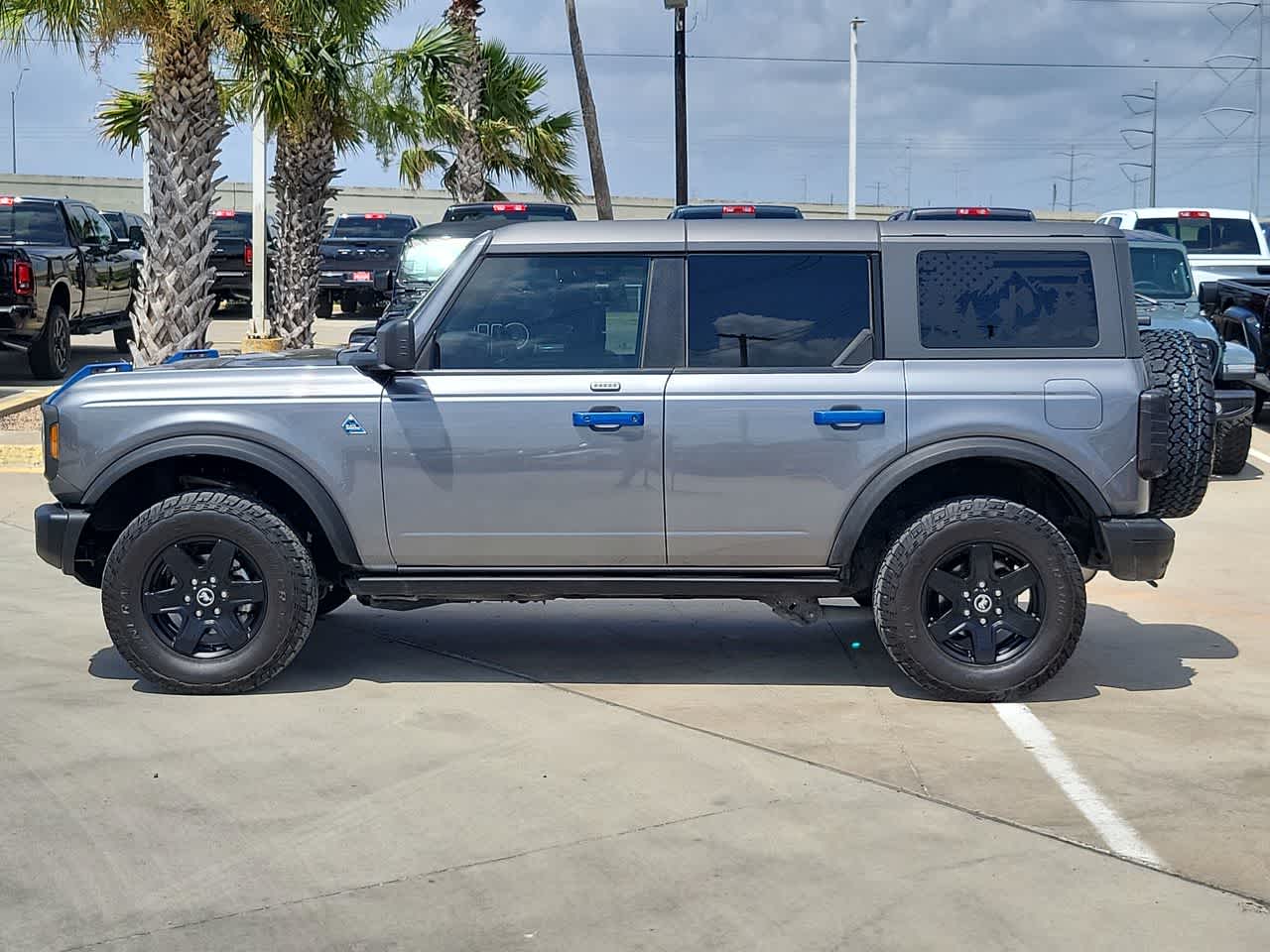 Thumbnail: 2023 Ford Bronco - 11