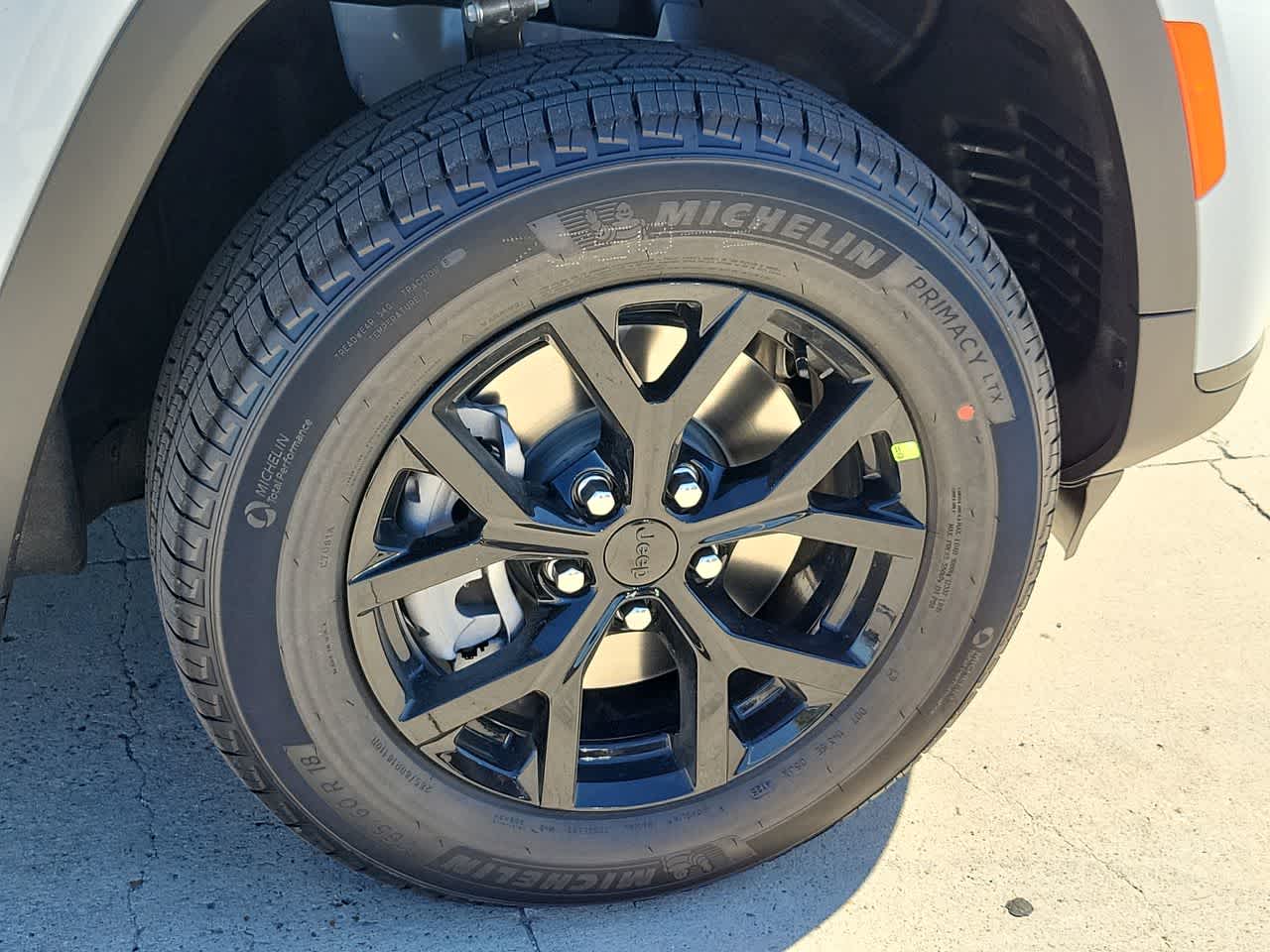 Thumbnail: 2025 Jeep Grand Cherokee - 16