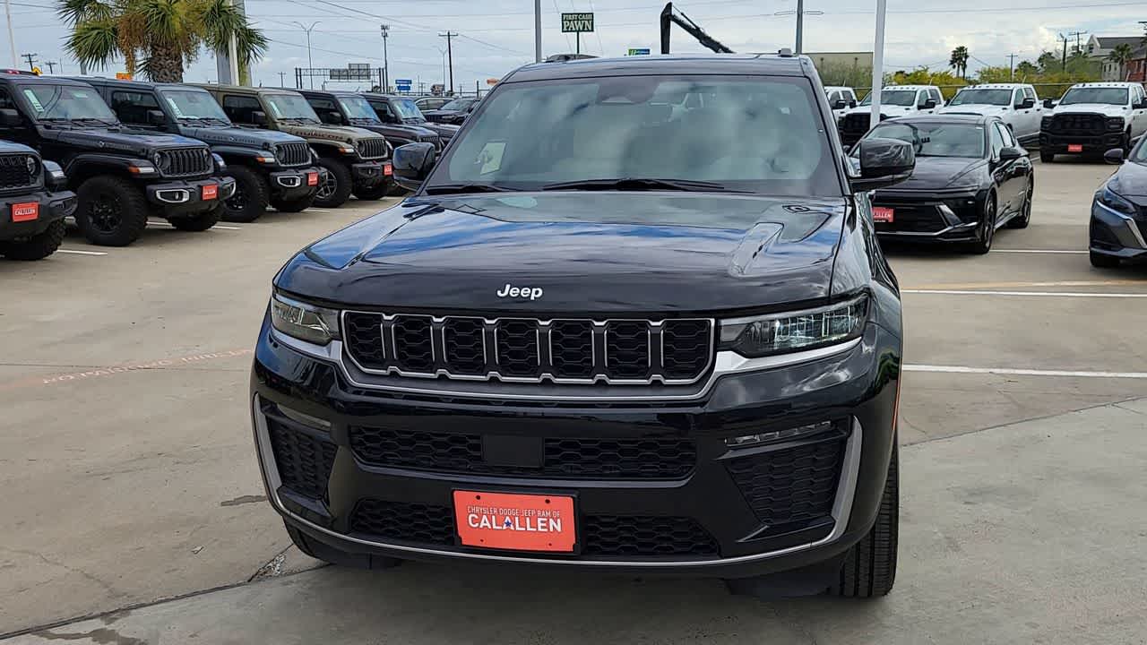 Thumbnail: 2026 Jeep Grand Cherokee - 3