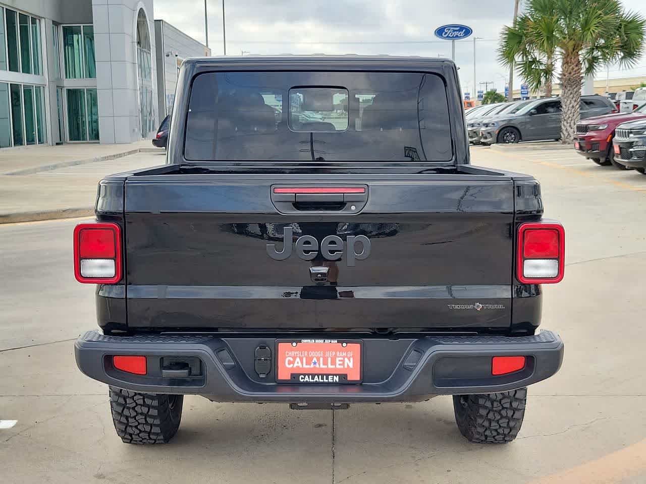 Thumbnail: 2025 Jeep Gladiator - 13