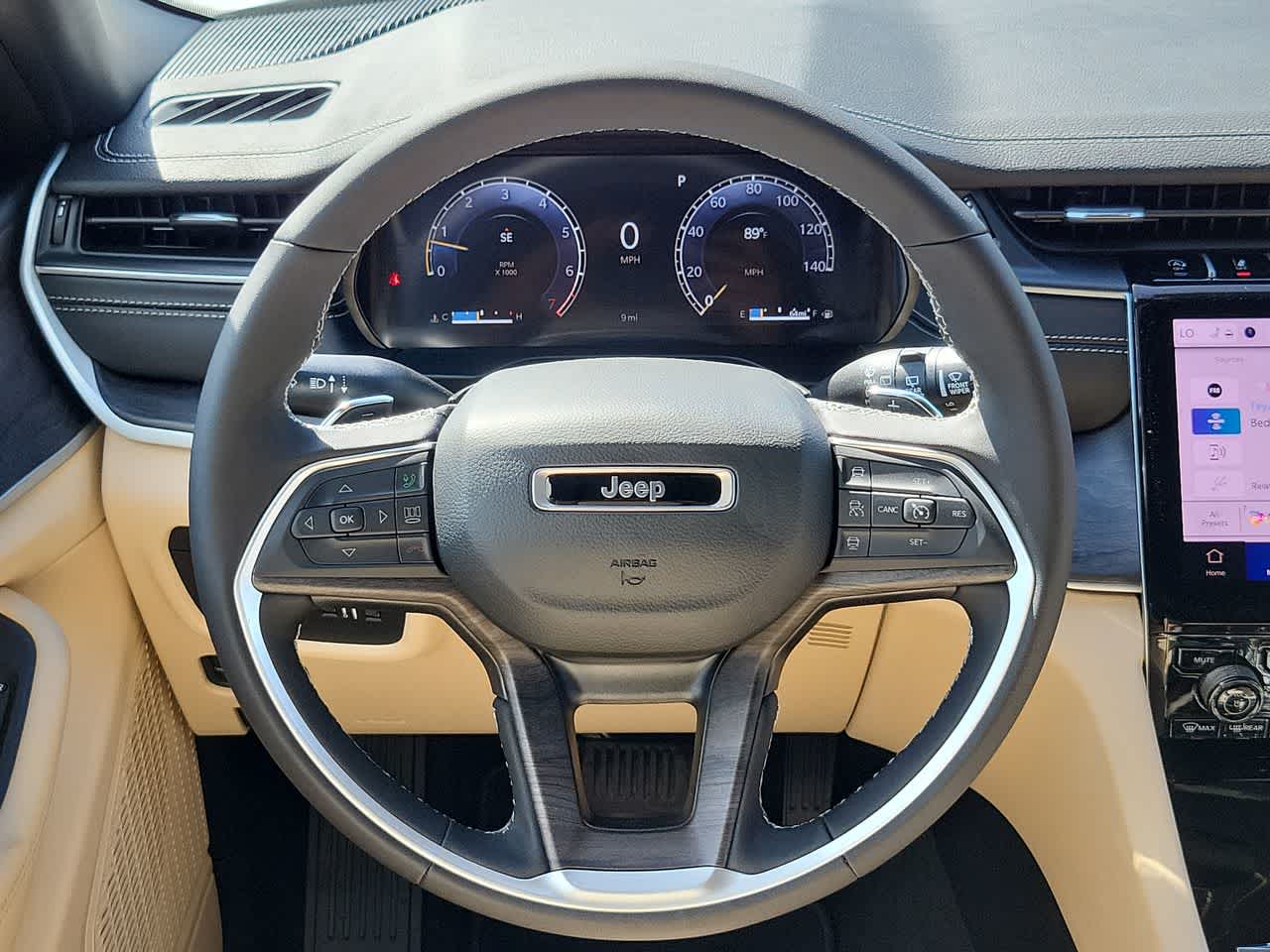 Thumbnail: 2025 Jeep Grand Cherokee - 23