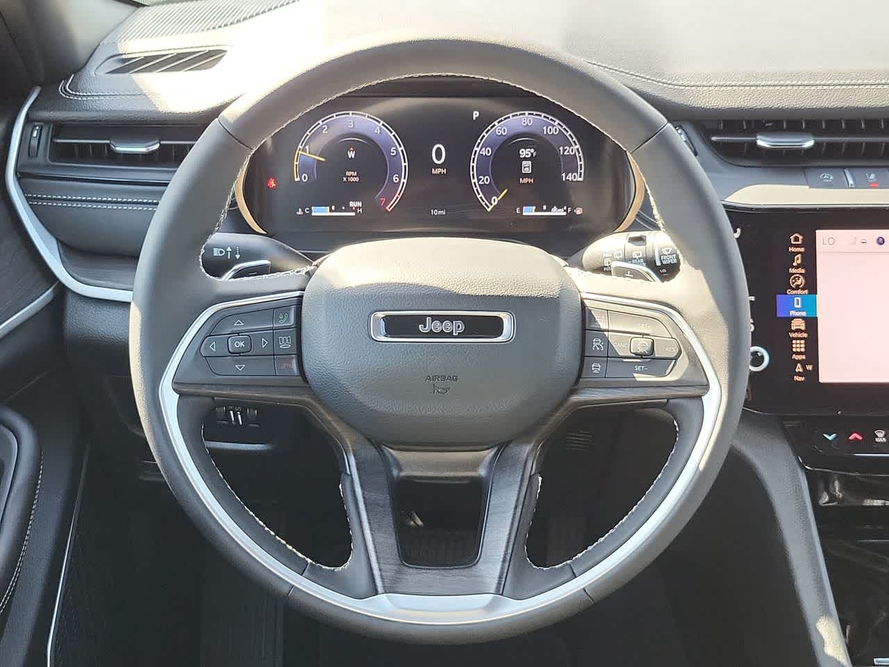 Thumbnail: 2026 Jeep Grand Cherokee - 23