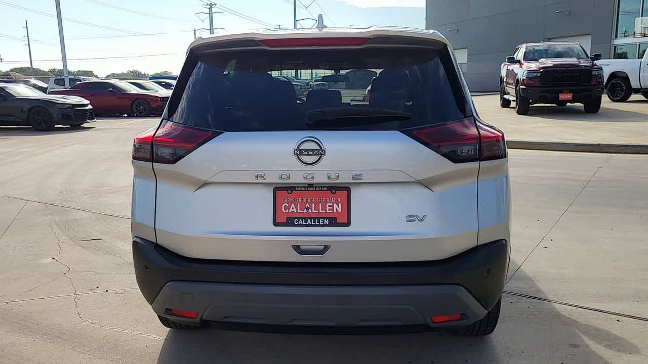 Thumbnail: 2023 Nissan Rogue - 7
