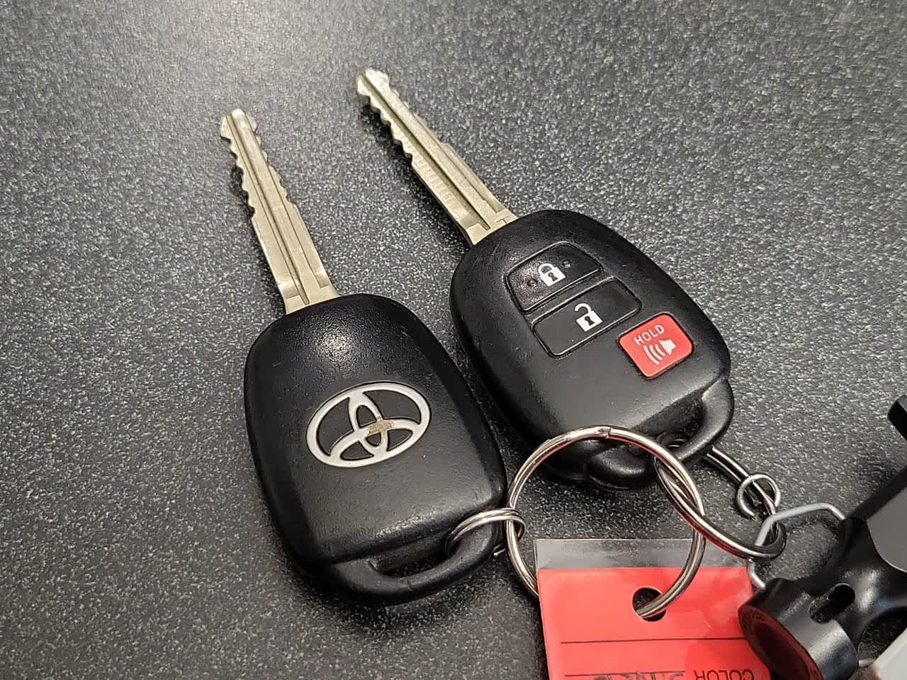 Thumbnail: 2018 Toyota Tundra - 28