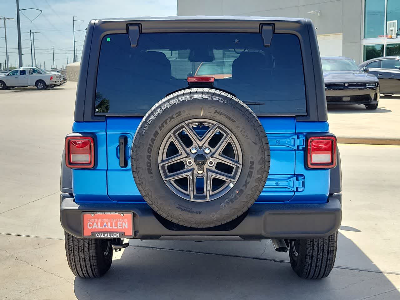 Thumbnail: 2025 Jeep Wrangler - 13