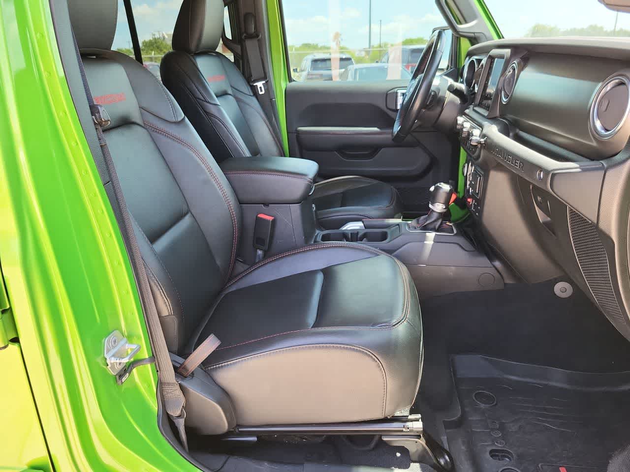 Thumbnail: 2019 Jeep Wrangler - 22