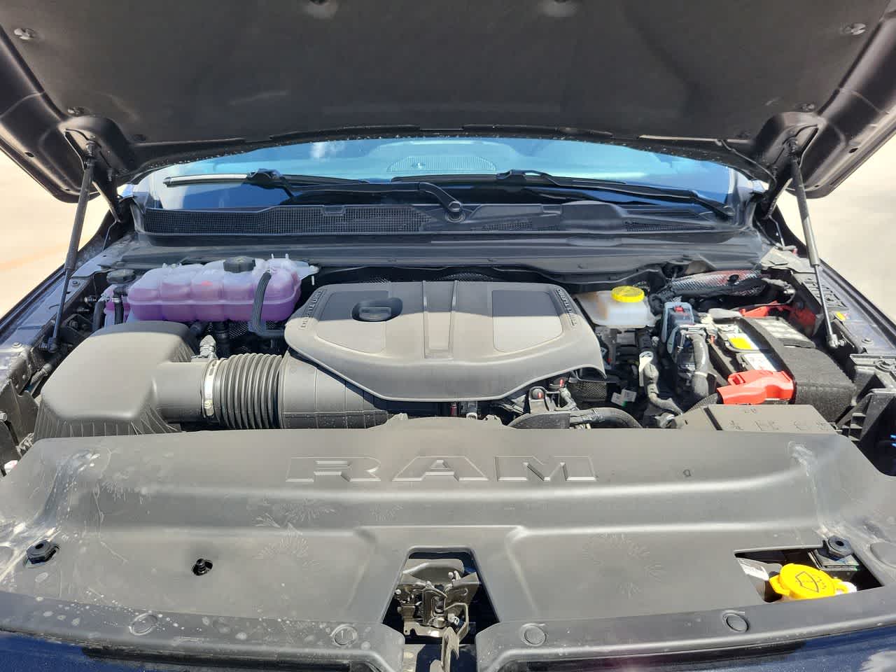 Thumbnail: 2026 RAM 1500 - 17