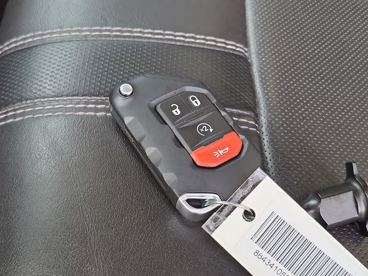 Thumbnail: 2025 Jeep Gladiator - 28