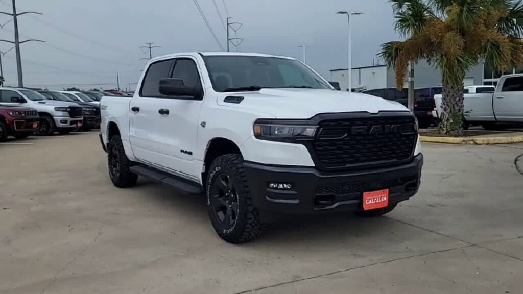 New 2026 Ram 1500 WARLOCK CREW CAB 4X4 5'7 BOX Pickup