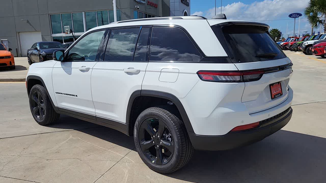 Thumbnail: 2025 Jeep Grand Cherokee - 6