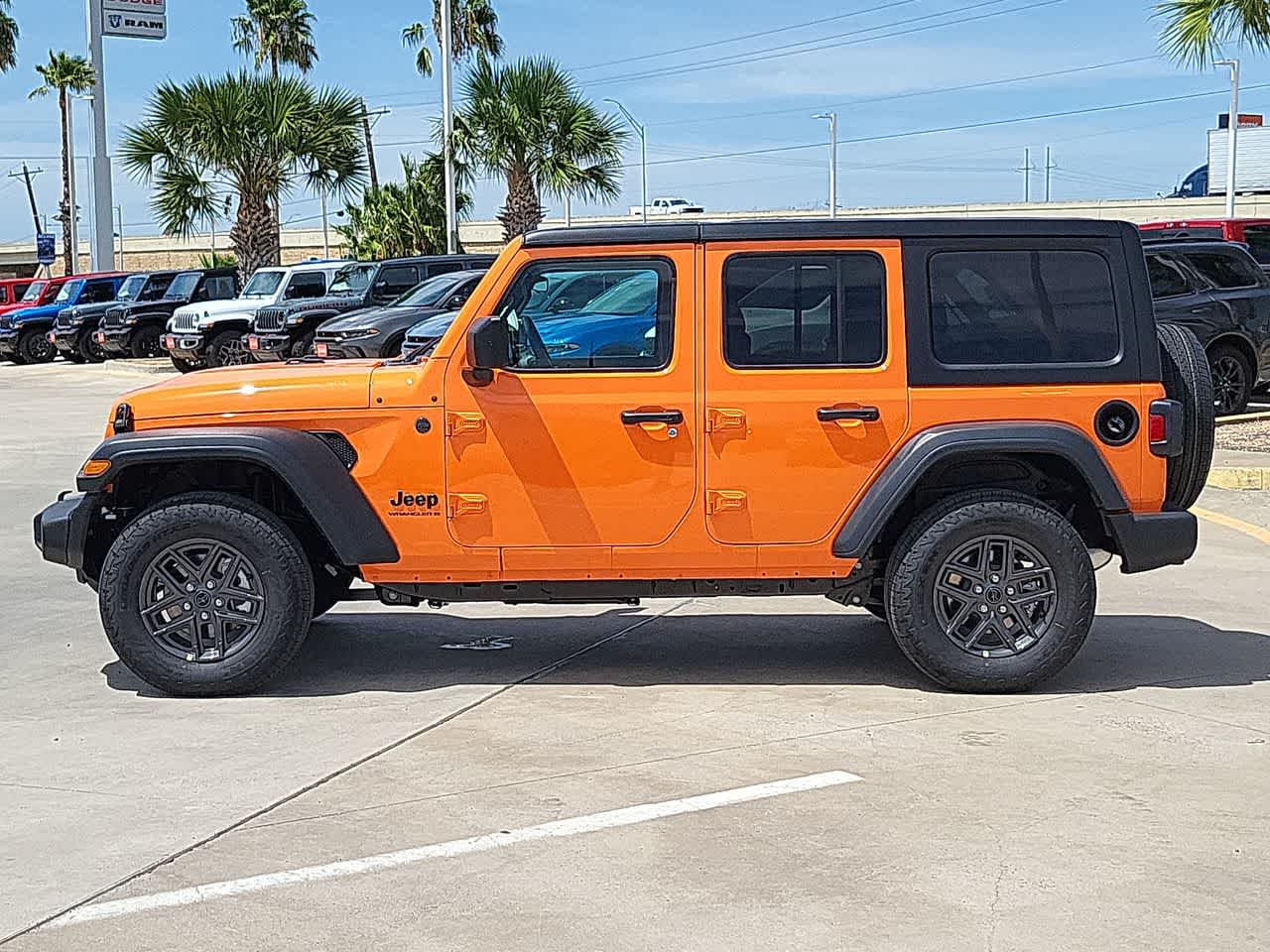 Thumbnail: 2025 Jeep Wrangler - 11