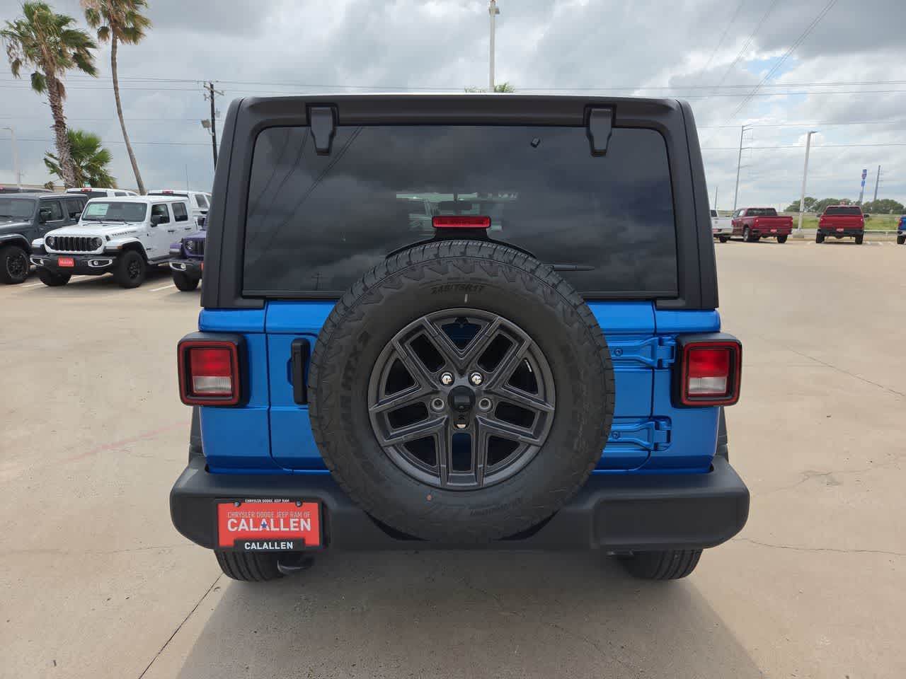 Thumbnail: 2026 Jeep Wrangler - 13
