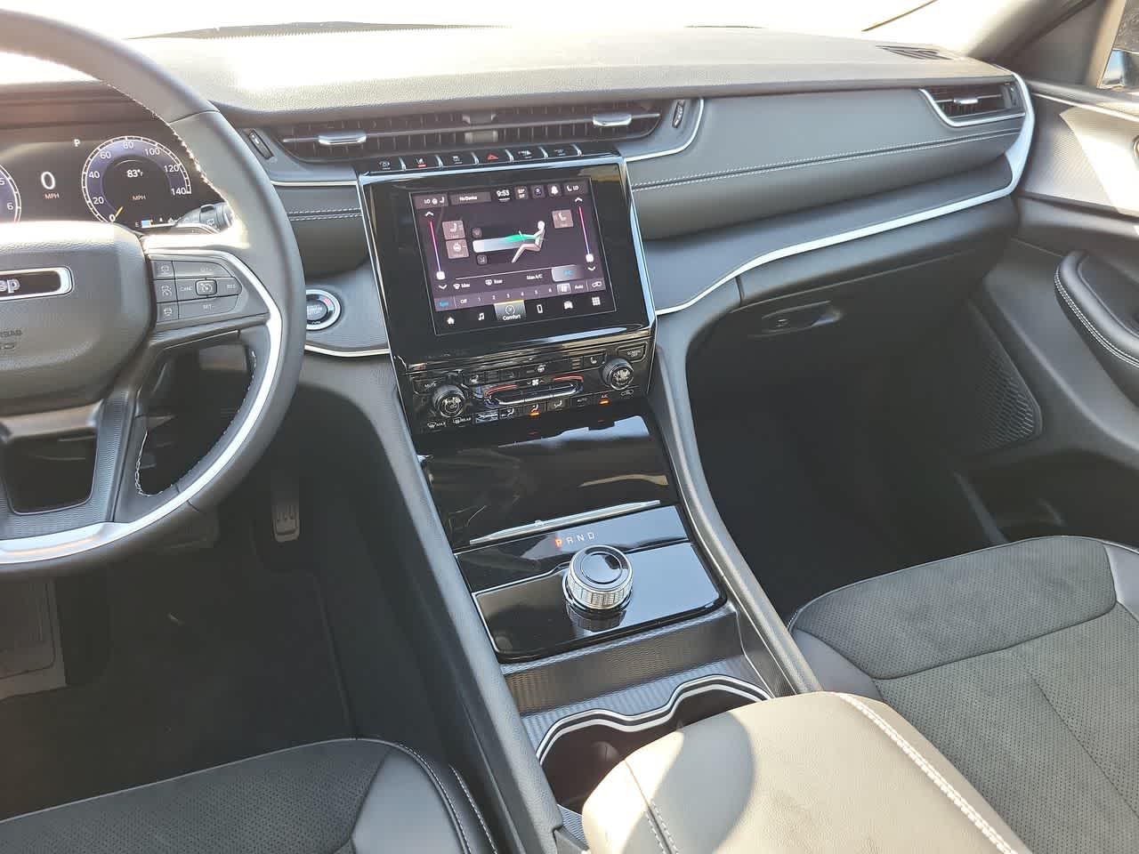 Thumbnail: 2025 Jeep Grand Cherokee - 24