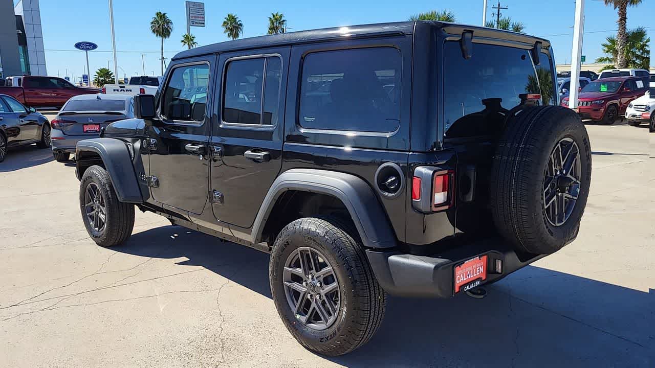 Thumbnail: 2026 Jeep Wrangler - 6