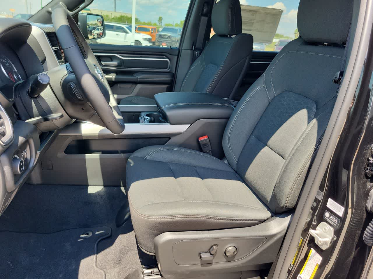 Thumbnail: 2026 RAM 1500 - 19