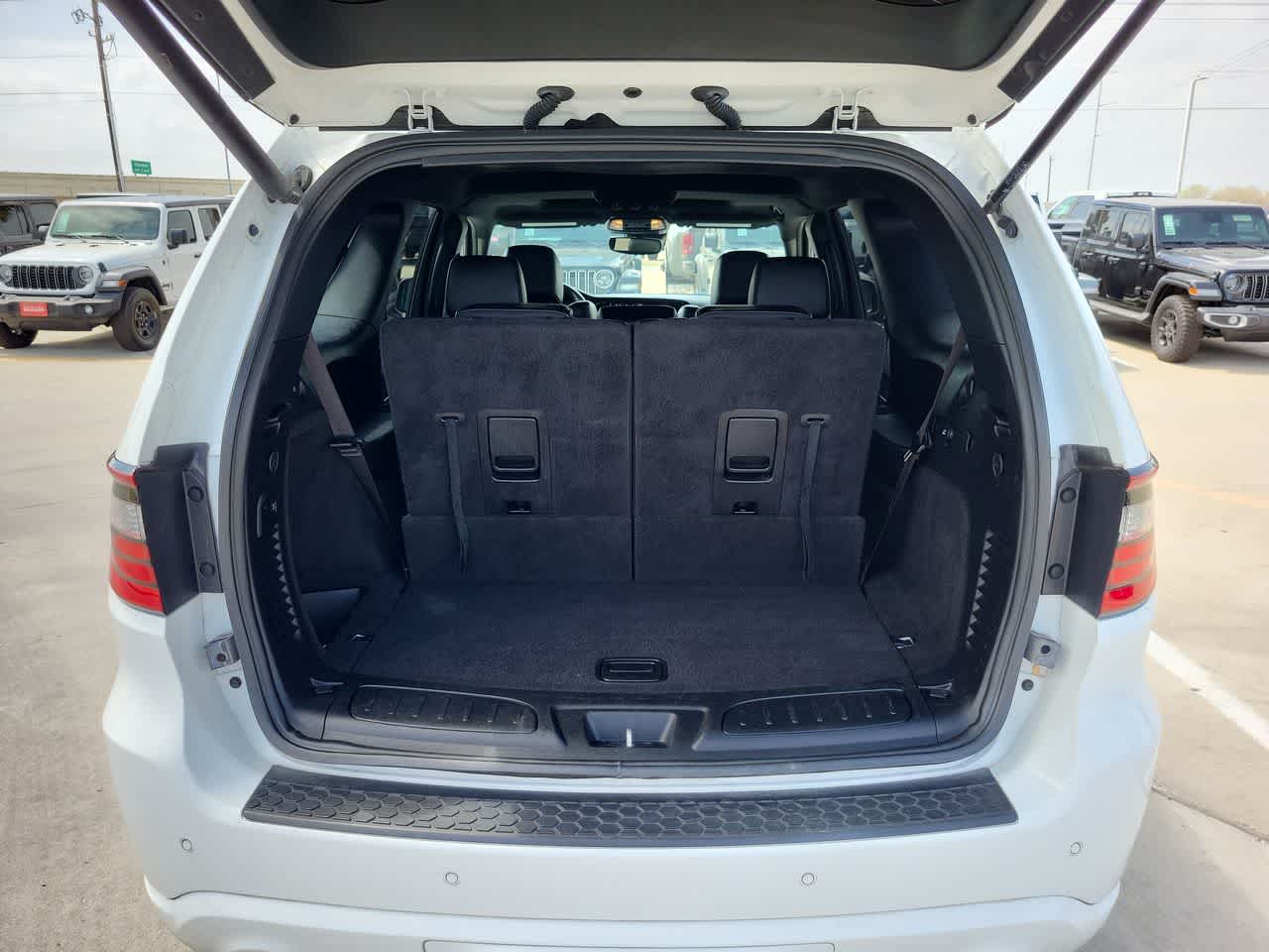 Thumbnail: 2023 Dodge Durango - 27