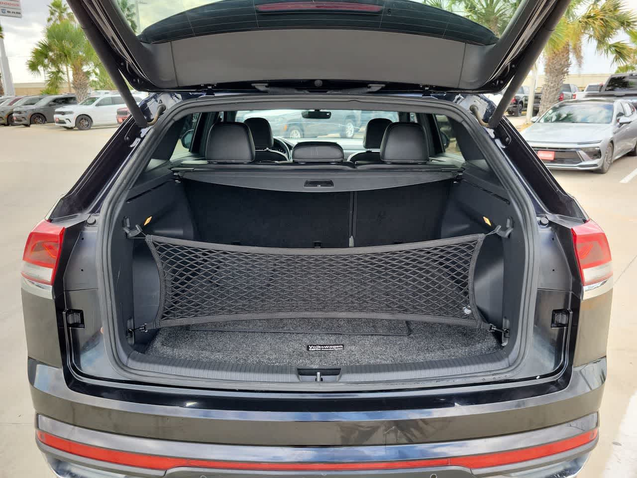 Thumbnail: 2022 Volkswagen Atlas - 27