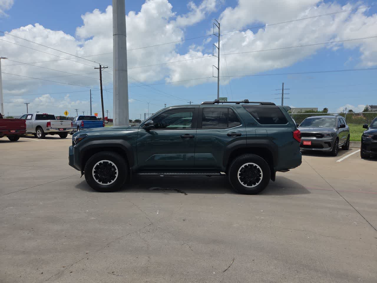 Thumbnail: 2025 Toyota 4Runner - 11