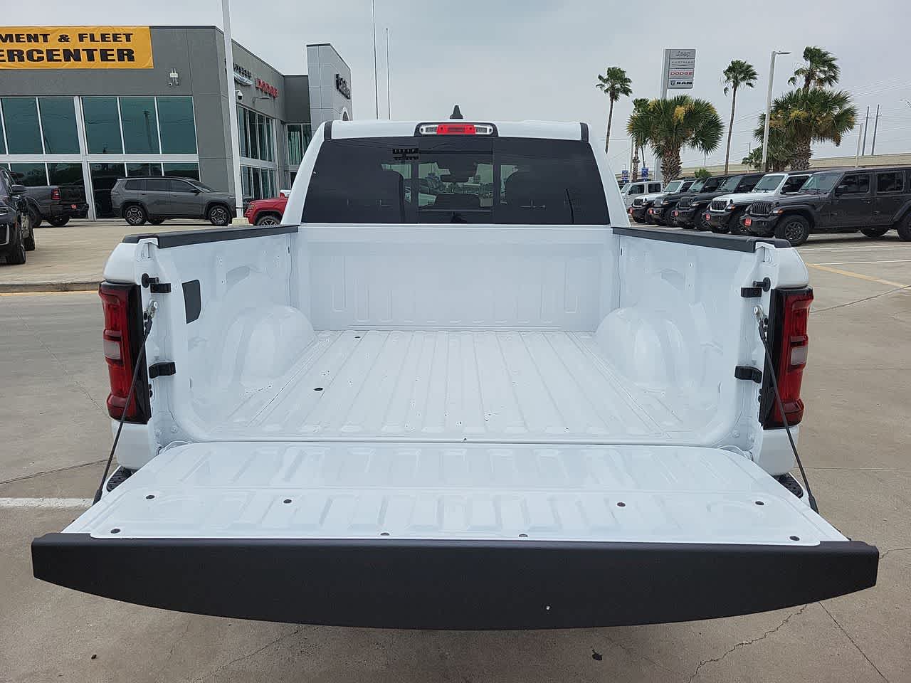 Thumbnail: 2026 RAM 1500 - 27