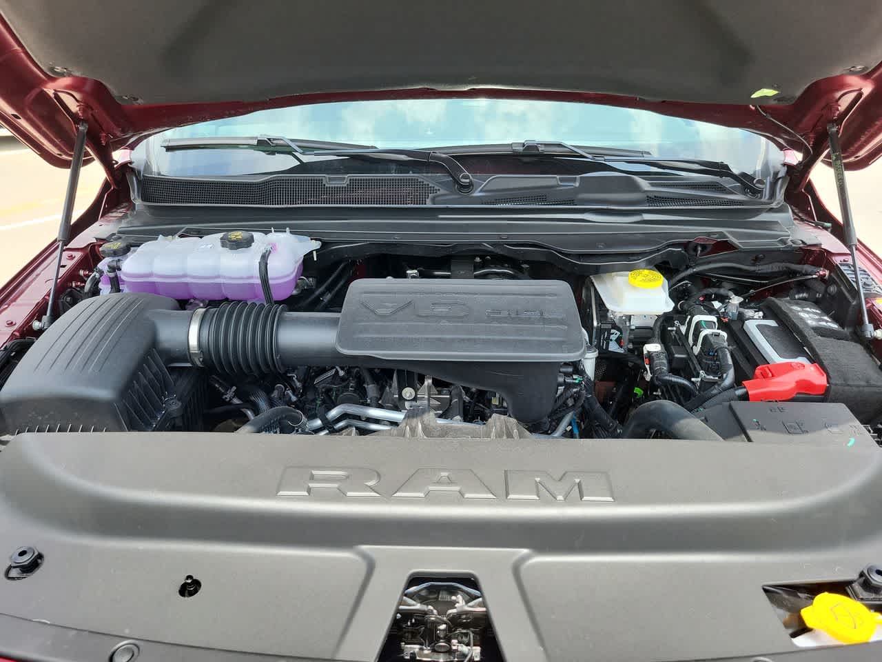 Thumbnail: 2025 RAM 1500 - 17