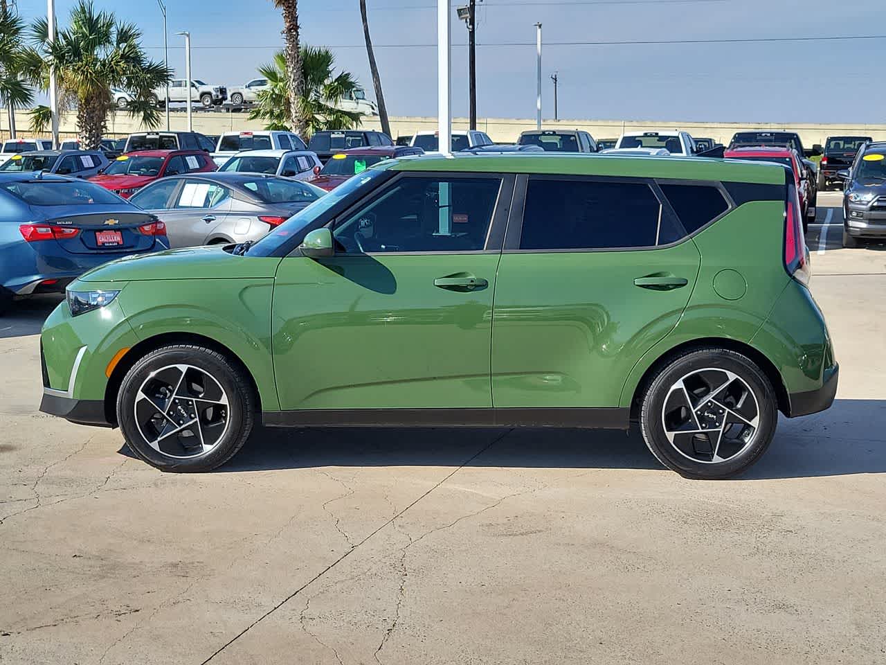 Thumbnail: 2023 Kia Soul - 11