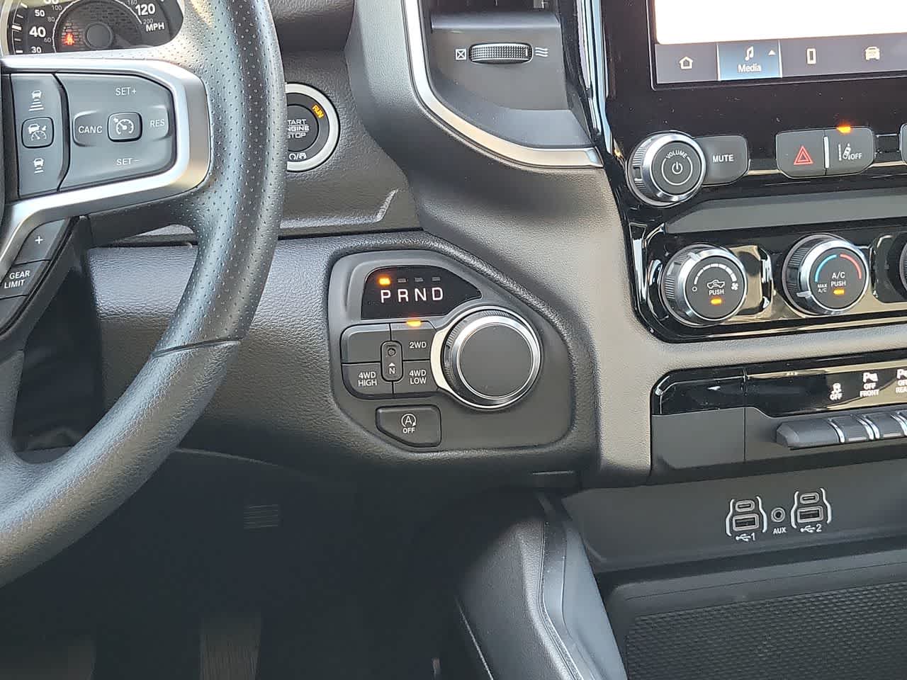 Thumbnail: 2025 RAM 1500 - 25