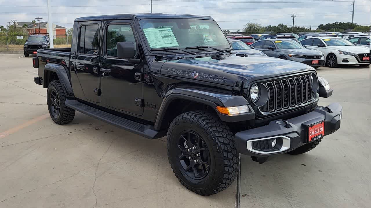 Thumbnail: 2025 Jeep Gladiator - 2