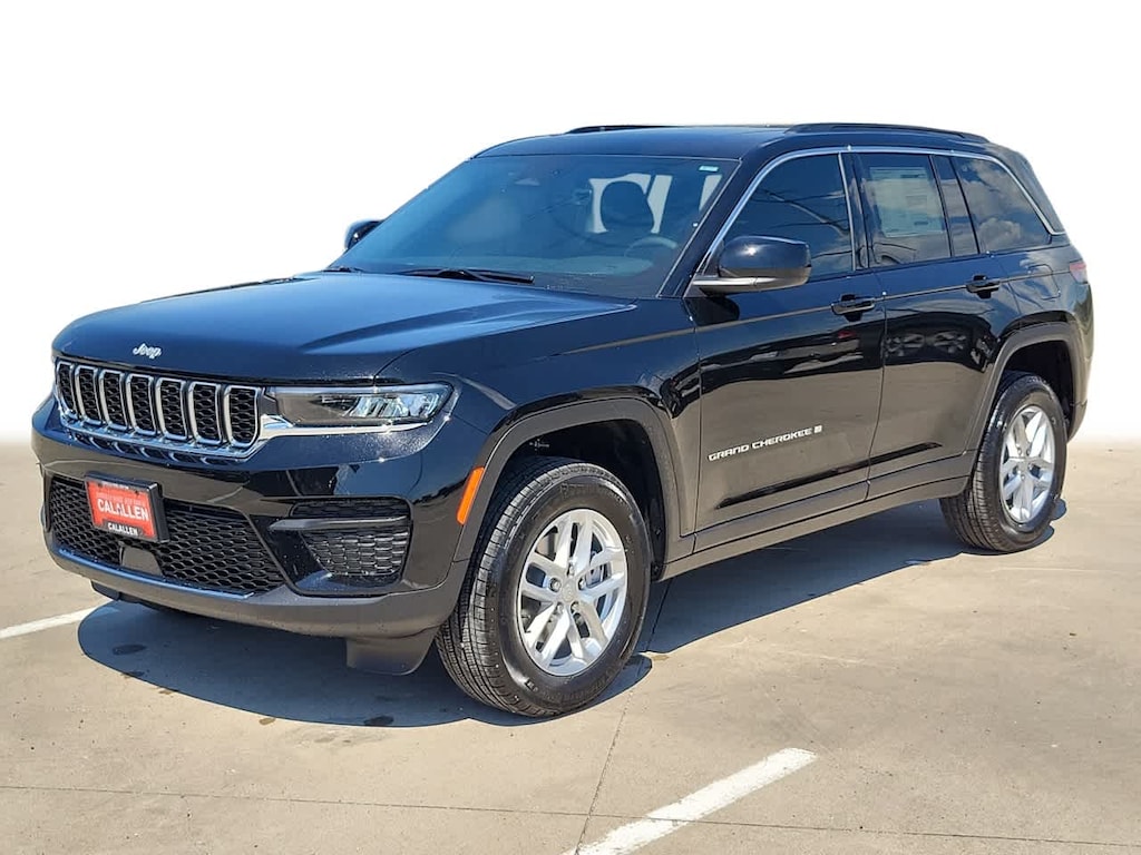 New 2025 Jeep Grand Cherokee LAREDO X 4X2 Sport Utility