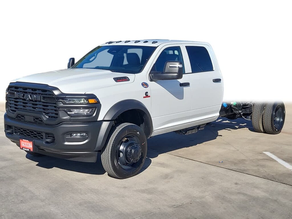 New 2026 Ram 5500 Chassis Cab TRADESMAN CREW 4X4 84' CA Pickup