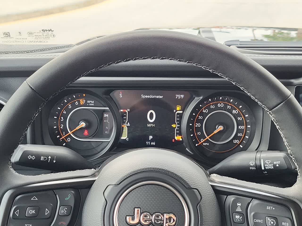 Thumbnail: 2025 Jeep Gladiator - 26