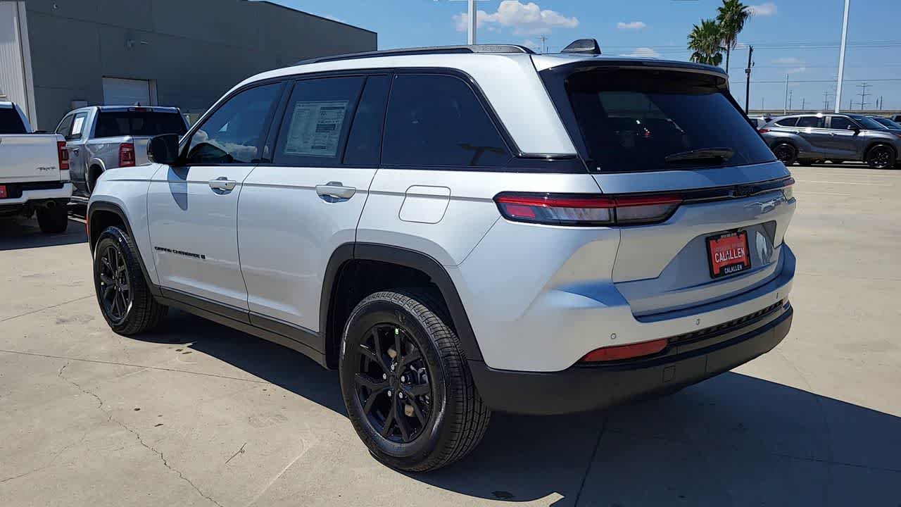 Thumbnail: 2025 Jeep Grand Cherokee - 6
