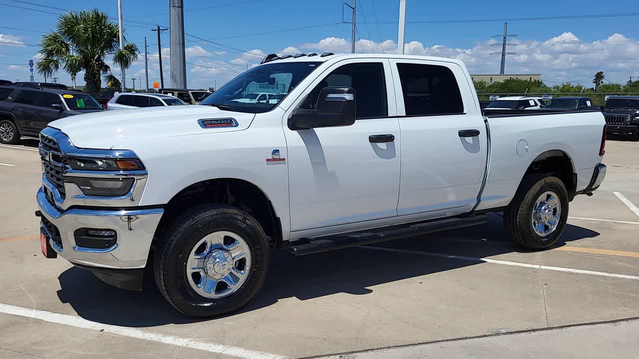 2026 Ram 2500 Tradesman photo 4