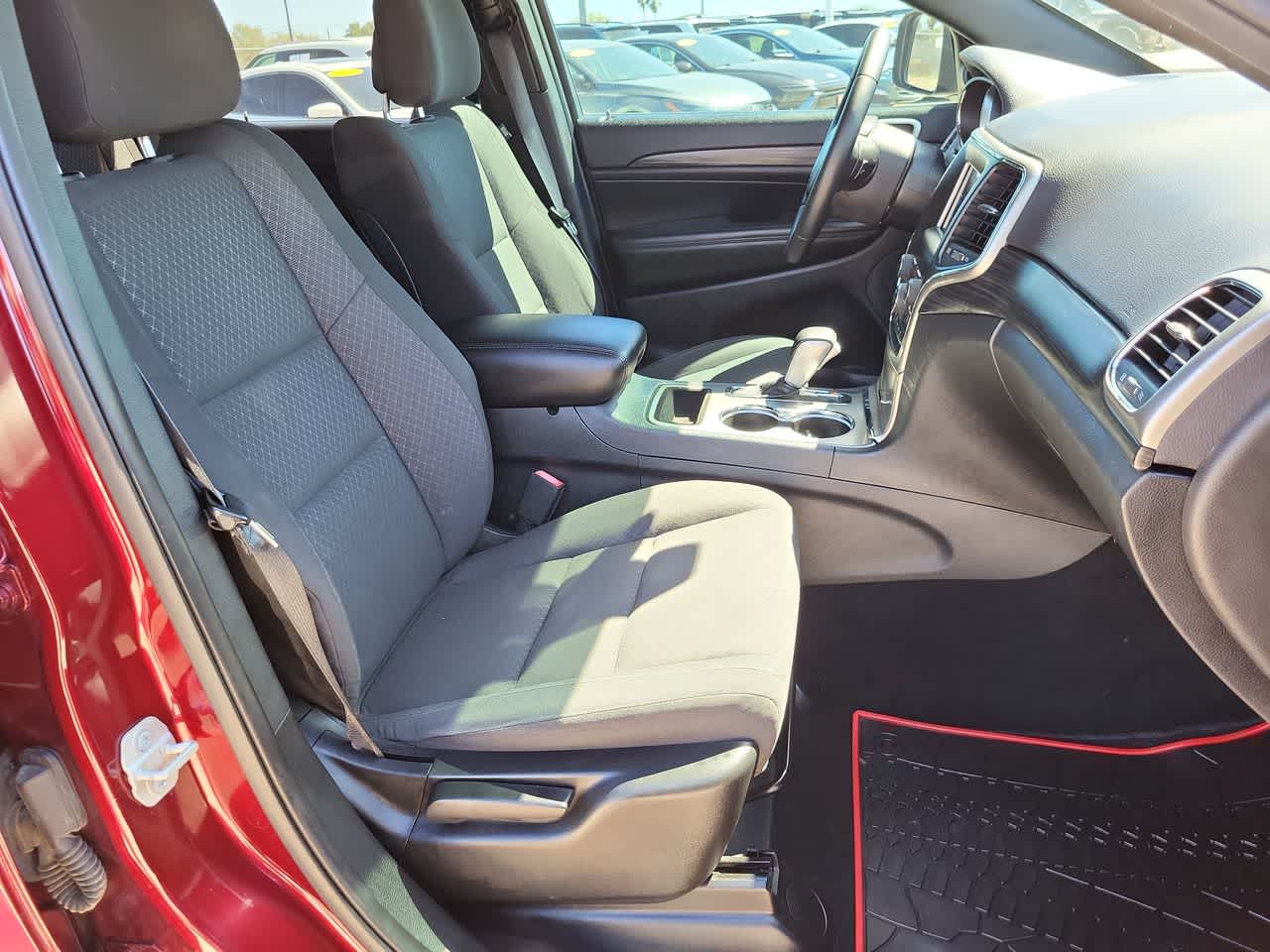 Thumbnail: 2019 Jeep Grand Cherokee - 22