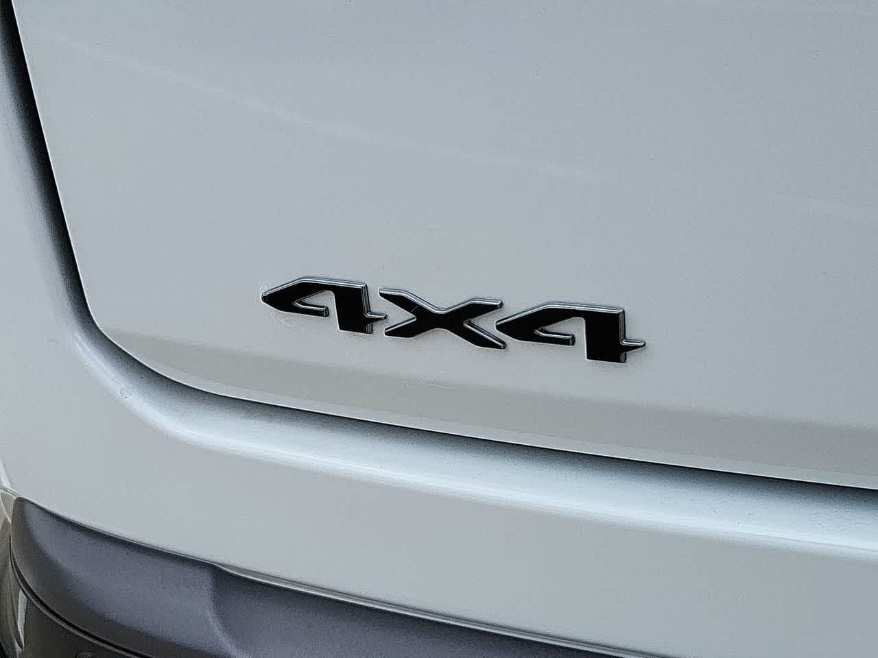 Thumbnail: 2026 Jeep Grand Wagoneer - 15