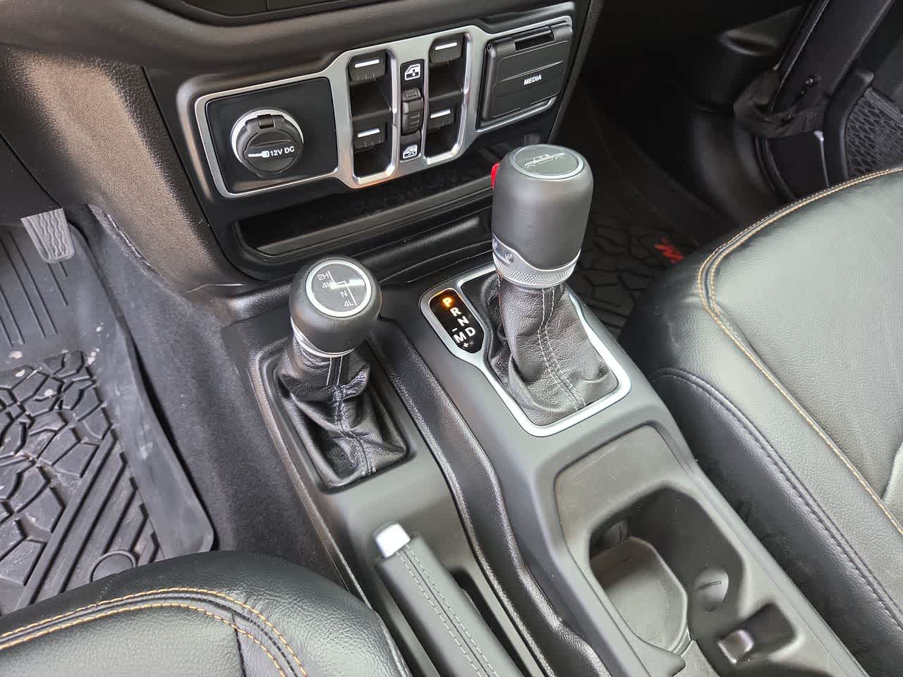 Thumbnail: 2025 Jeep Gladiator - 25