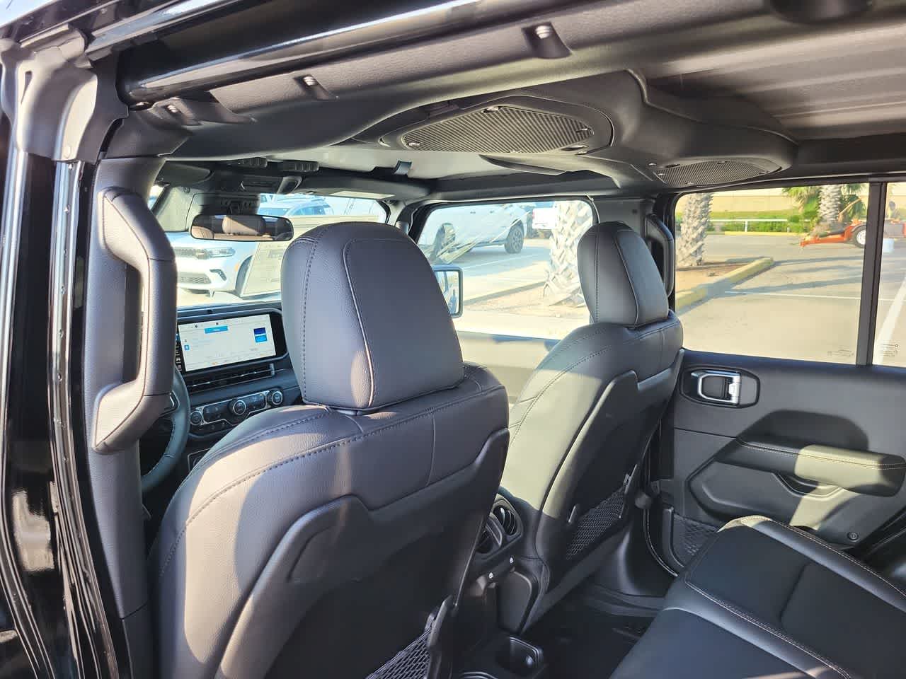 Thumbnail: 2026 Jeep Gladiator - 20