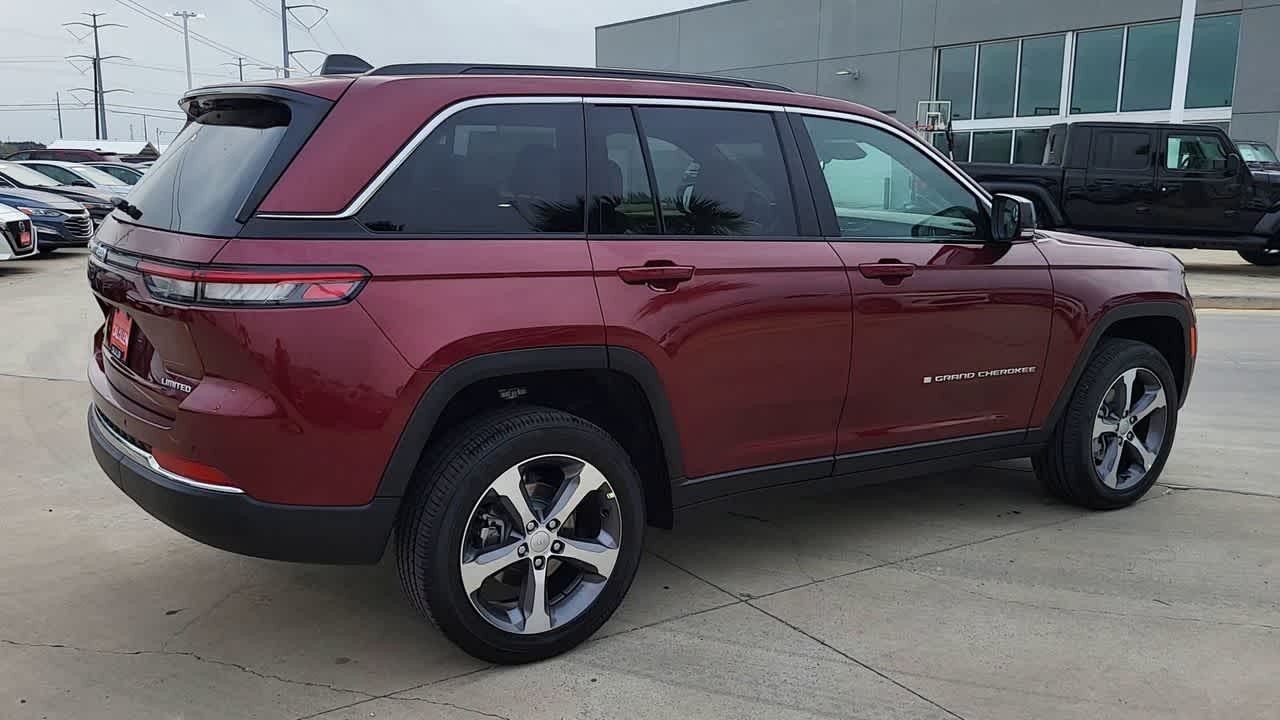 Thumbnail: 2025 Jeep Grand Cherokee - 8