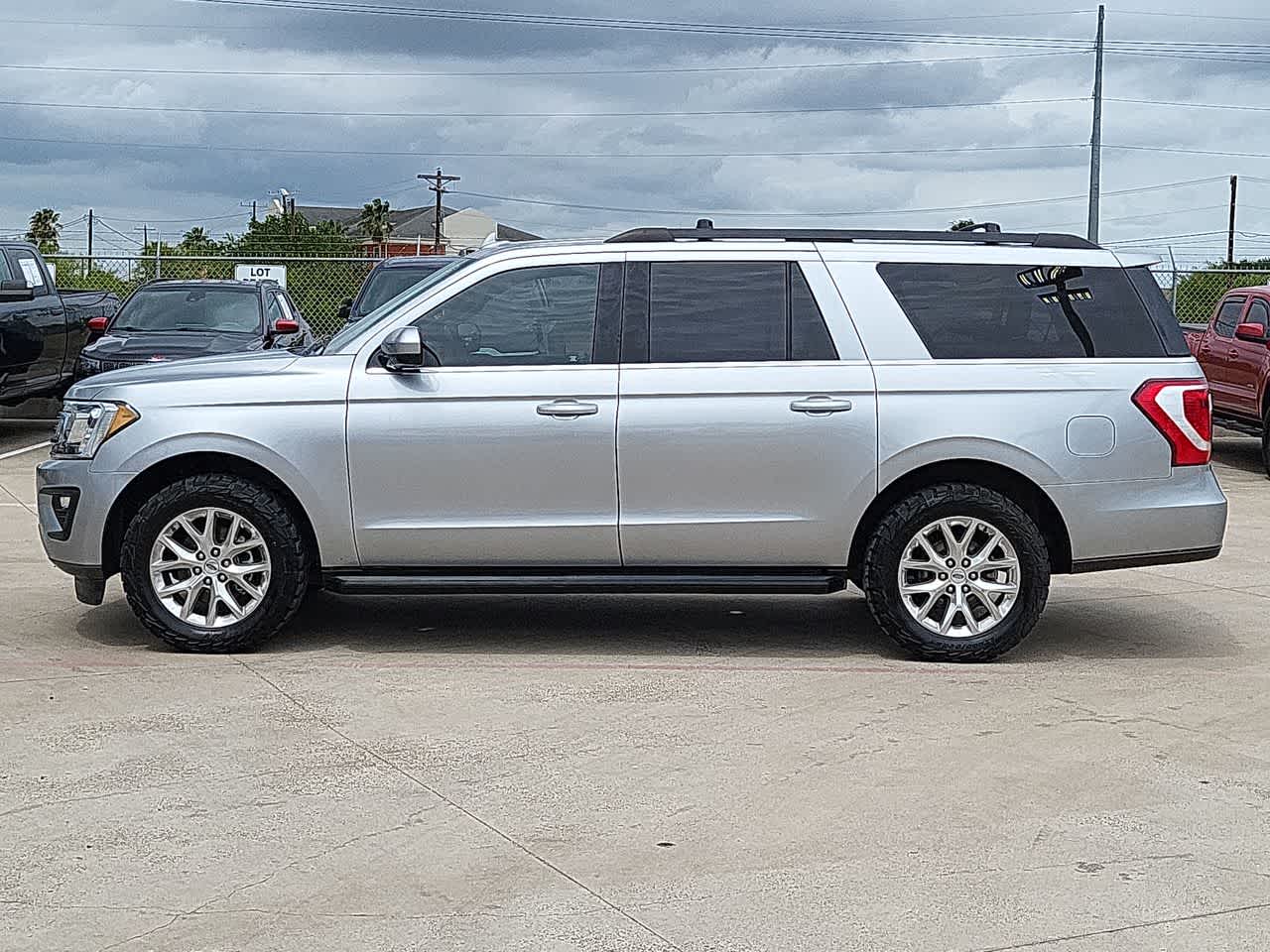 Thumbnail: 2021 Ford Expedition MAX - 11