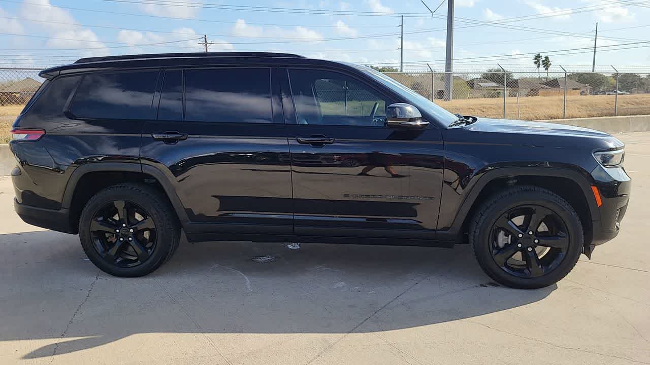 Thumbnail: 2023 Jeep Grand Cherokee - 9