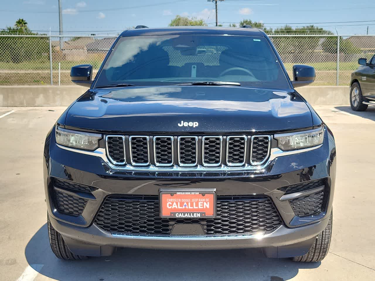 Thumbnail: 2025 Jeep Grand Cherokee - 14