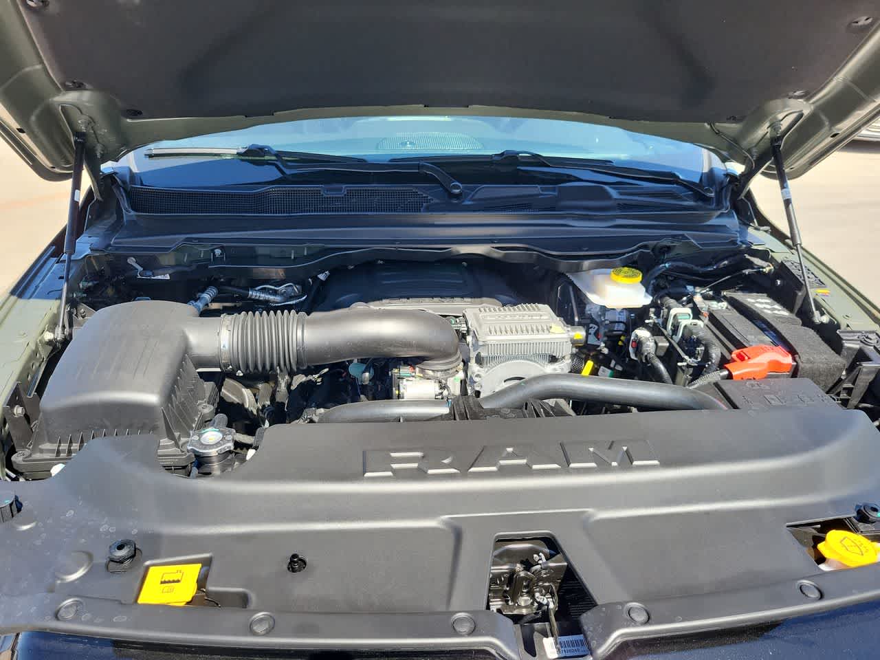 Thumbnail: 2026 RAM 1500 - 17