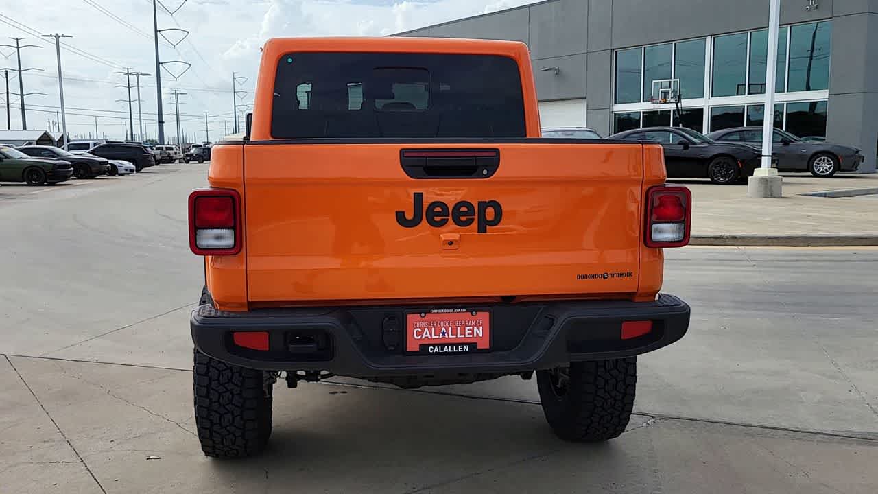 Thumbnail: 2025 Jeep Gladiator - 7