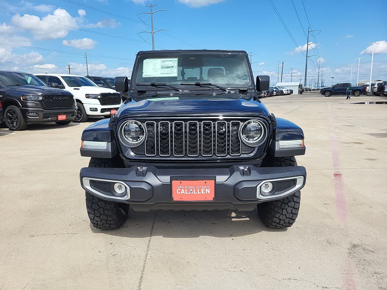 Thumbnail: 2026 Jeep Gladiator - 14