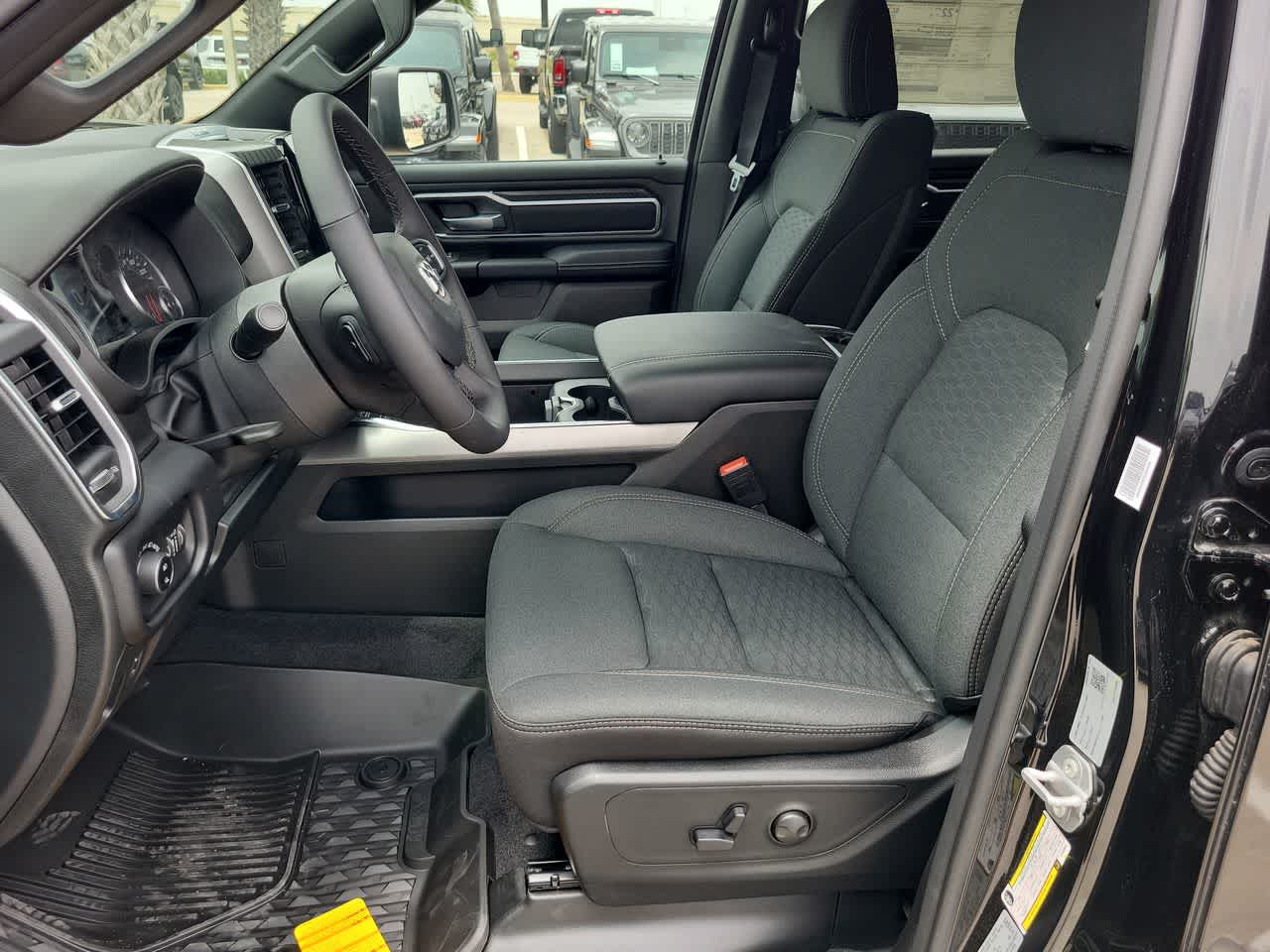 Thumbnail: 2026 RAM 1500 - 19