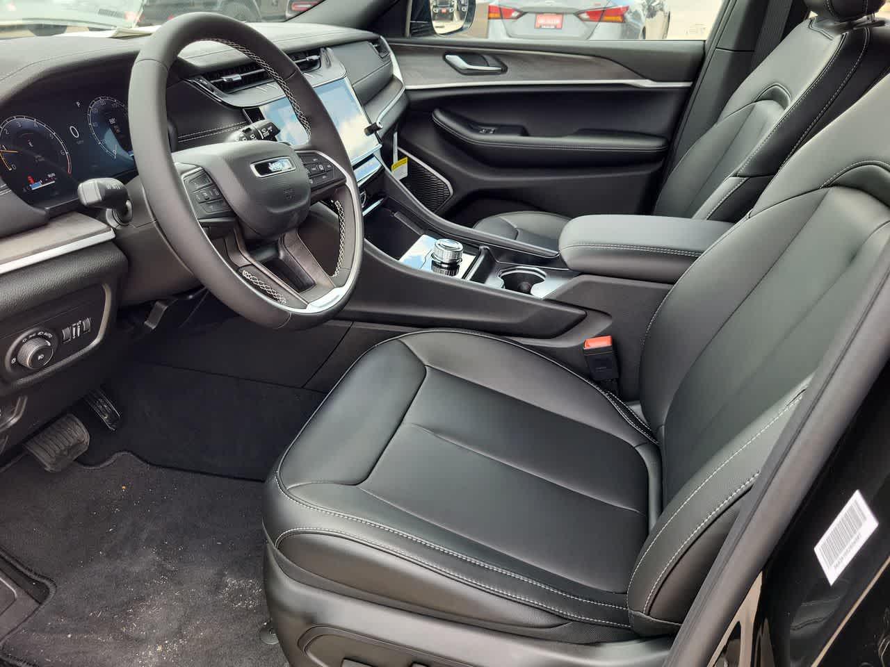 Thumbnail: 2026 Jeep Grand Cherokee - 10
