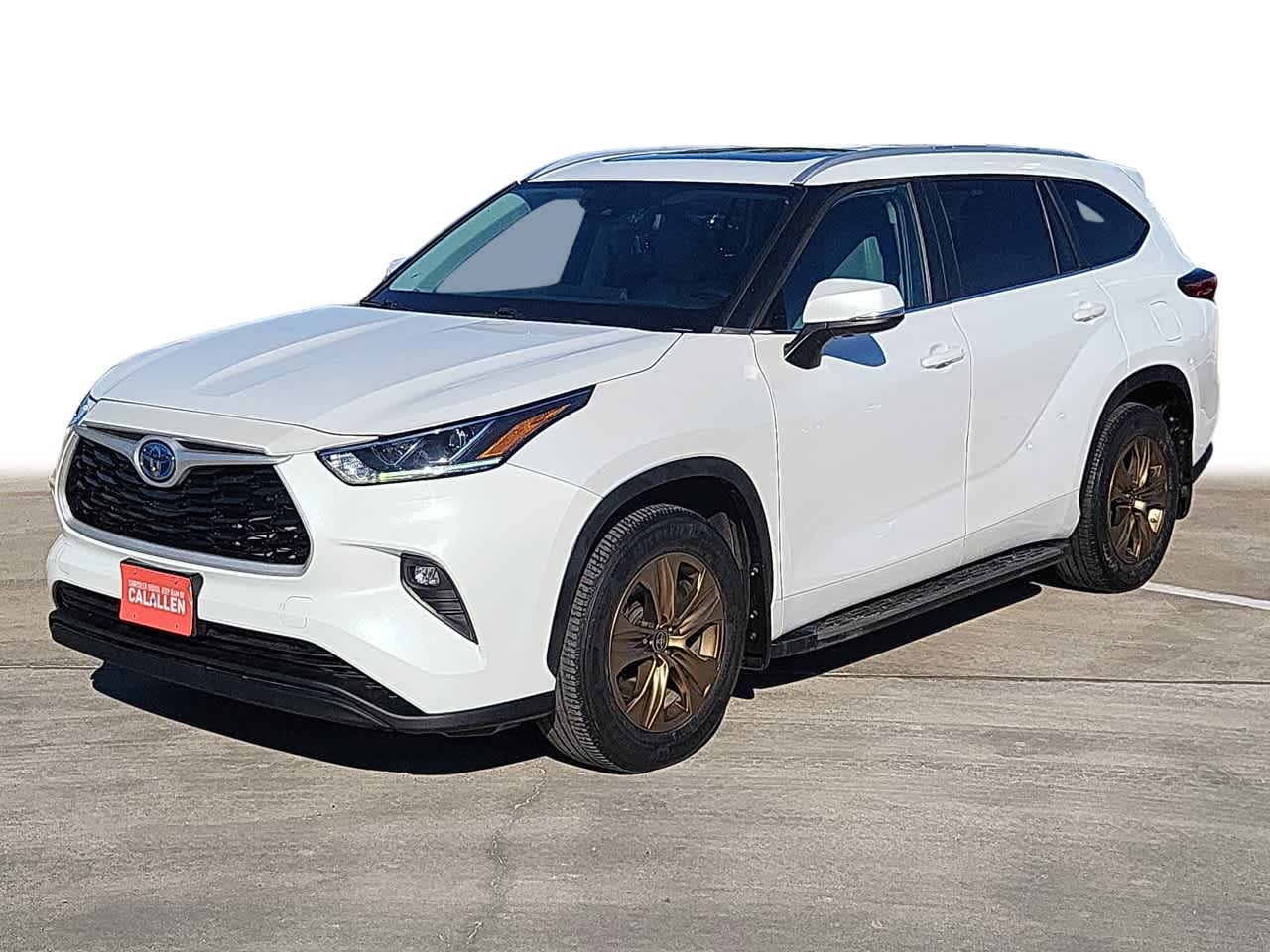 Thumbnail: 2023 Toyota Highlander - 1